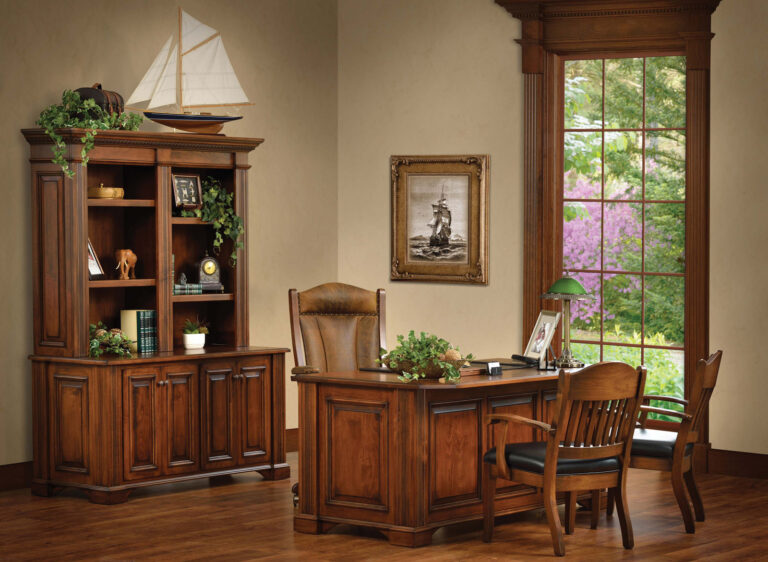 Amish Lincoln Executive Office Setting
